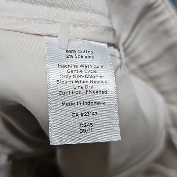 Talbots Modern Pleated Trousers Pants Size 8 NWT - Picture 5 of 5